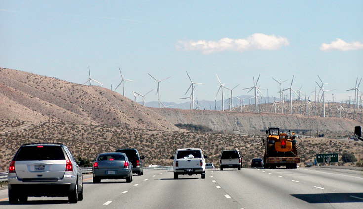 Windmill Gererators West of Palm Springs, CA