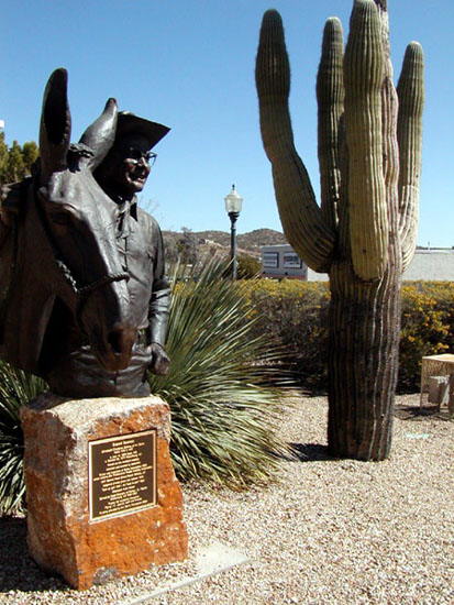 Everett Bowman Statue